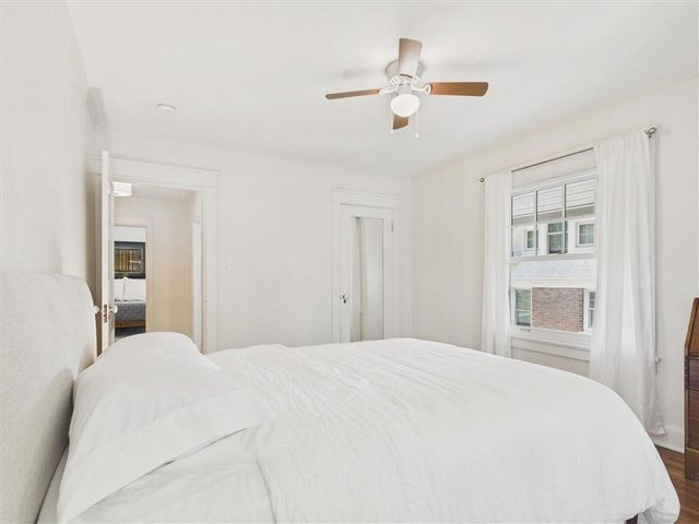 33 E 53rd Terrace, Kansas City, MO 64112