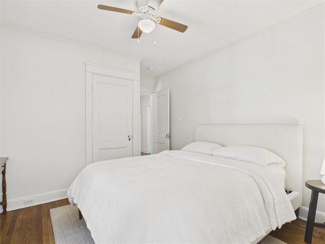 33 E 53rd Terrace, Kansas City, MO 64112