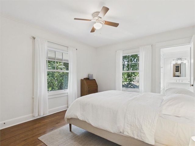 33 E 53rd Terrace, Kansas City, MO 64112