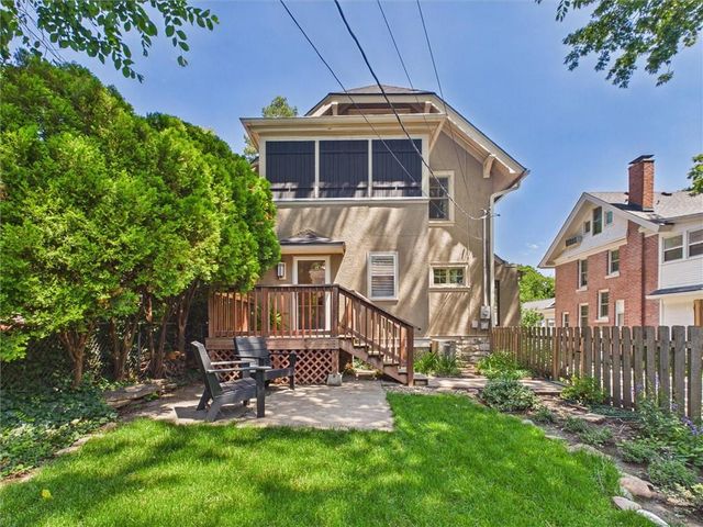 33 E 53rd Terrace, Kansas City, MO 64112
