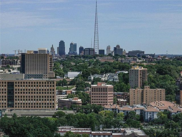 33 E 53rd Terrace, Kansas City, MO 64112