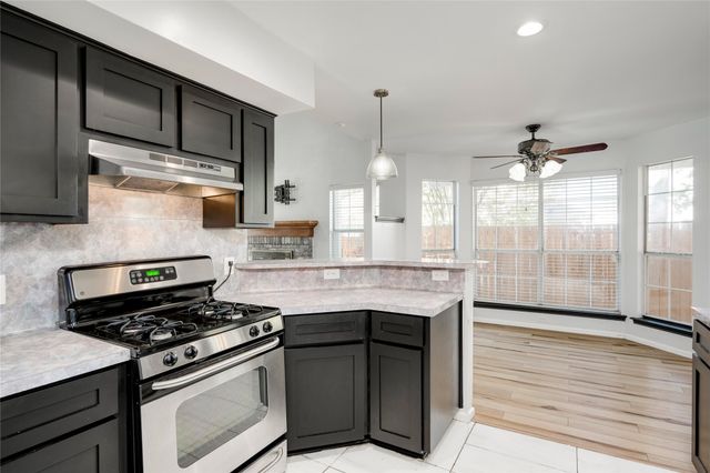 1917 Windy Park DR, Round Rock, TX 78664