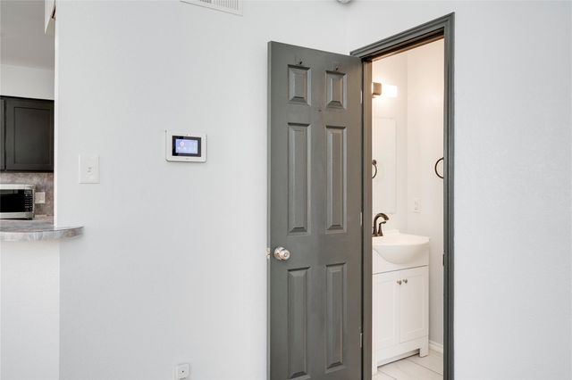 1917 Windy Park DR, Round Rock, TX 78664