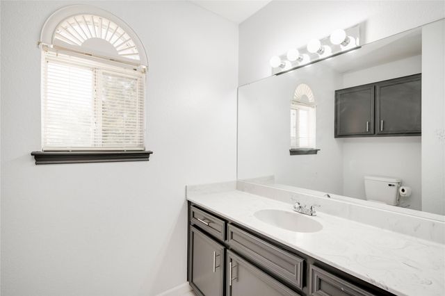 1917 Windy Park DR, Round Rock, TX 78664