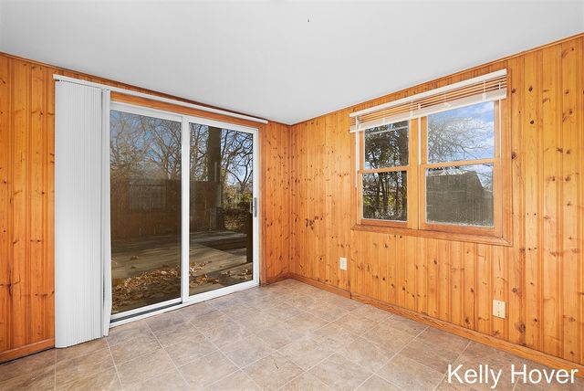 858 Walsh Street, Grand Rapids, MI 49507