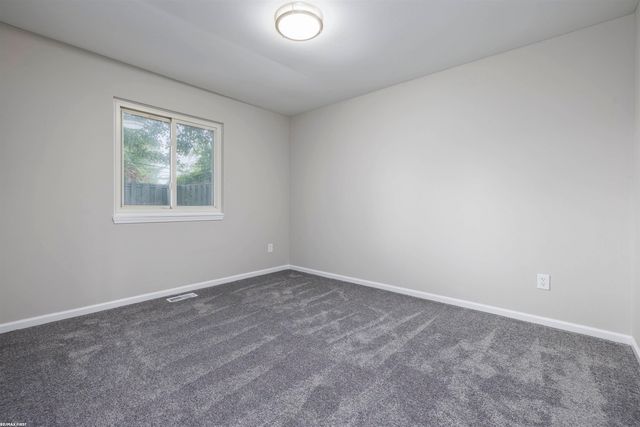 38373 Cherry Ln Lane, Harrison Twp, MI 48045