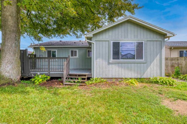 38373 Cherry Ln Lane, Harrison Twp, MI 48045