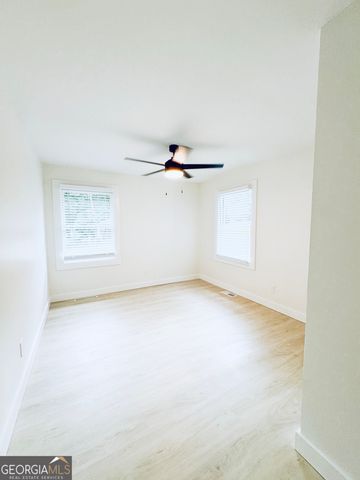 2702 Rollingwood Lane SE, Atlanta, GA 30316