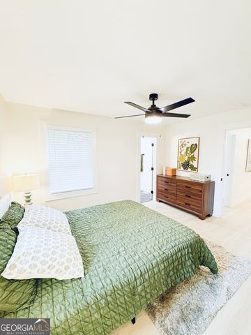 2702 Rollingwood Lane SE, Atlanta, GA 30316