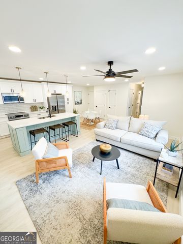 2702 Rollingwood Lane SE, Atlanta, GA 30316
