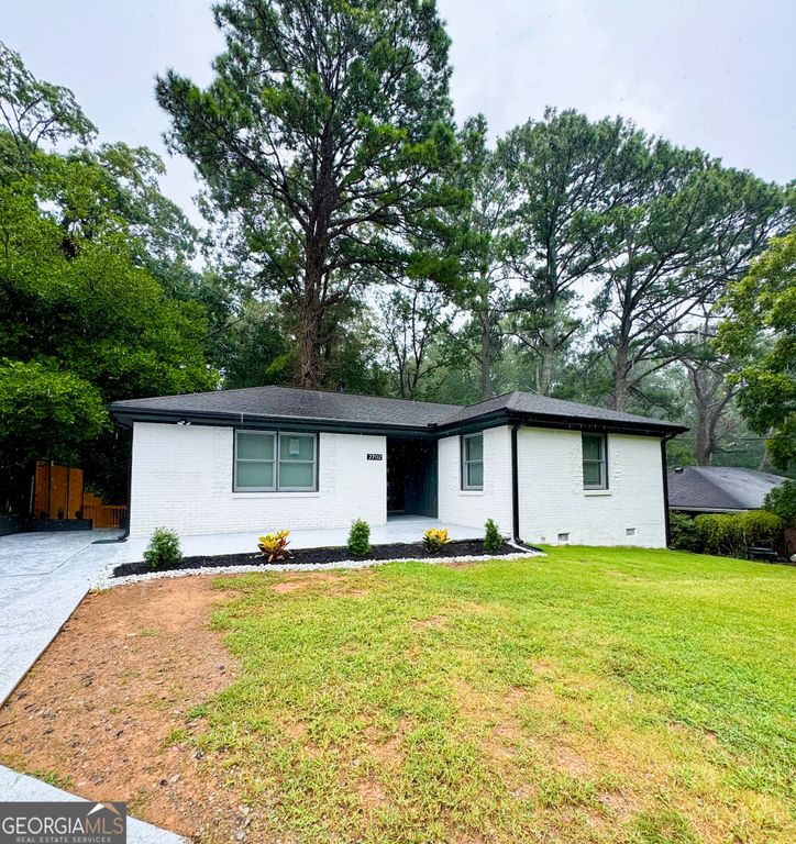 2702 Rollingwood Lane SE, Atlanta, GA 30316