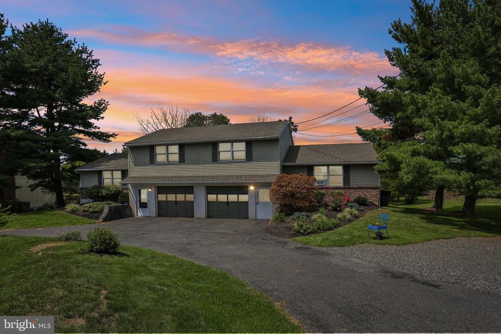 2509 RHOADS RD, GILBERTSVILLE, PA 19525 — exterior