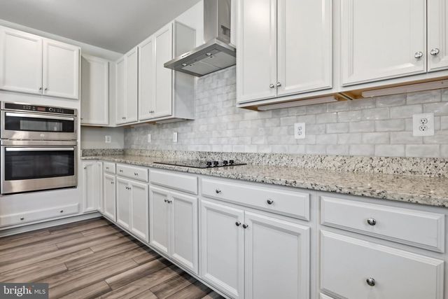 639 BARKSDALE DR, Charles Town, WV 25414