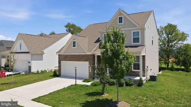 639 BARKSDALE DR, Charles Town, WV 25414