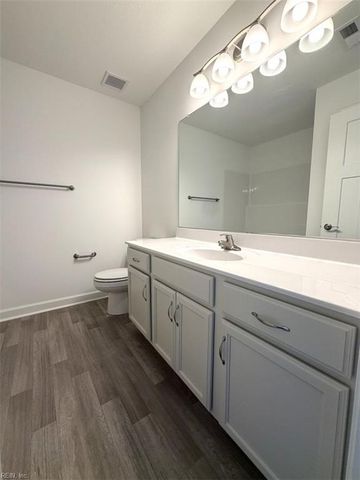 404 Stoney Mist WAY, Chesapeake, VA 23322