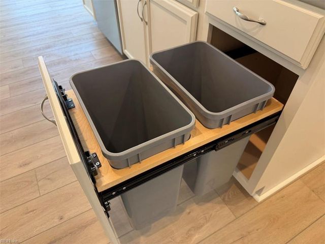 404 Stoney Mist WAY, Chesapeake, VA 23322