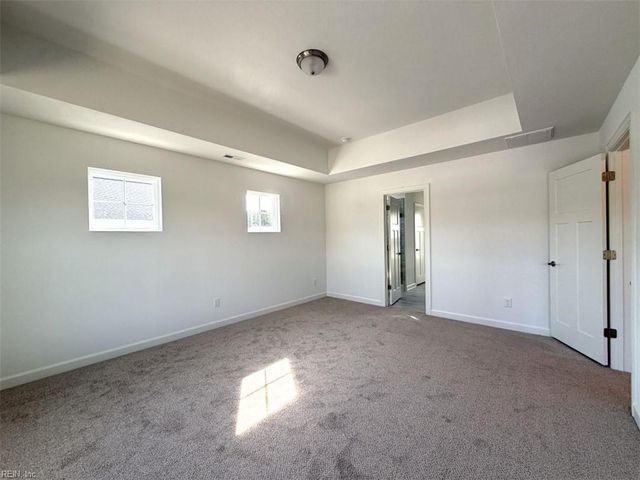 404 Stoney Mist WAY, Chesapeake, VA 23322