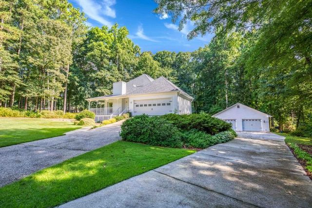 3970 Governors Circle, Loganville, GA 30052