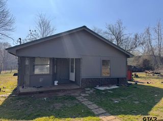 348 County Road 3325, Mt Pleasant, TX 75455