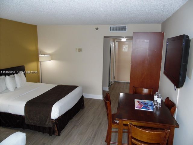 19201 Collins Ave 243, Sunny Isles Beach, FL 33160