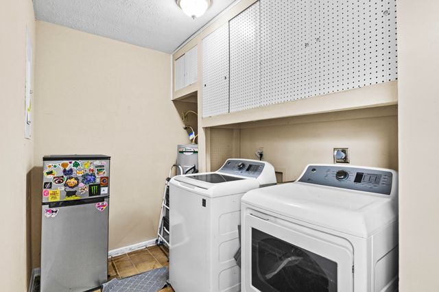 3608 Timbrook Court, Lexington, KY 40517