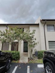 21682 Cypress Rd 11D, Boca Raton, FL 33433