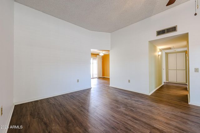 13071 N 100th Drive, Sun City, AZ 85351
