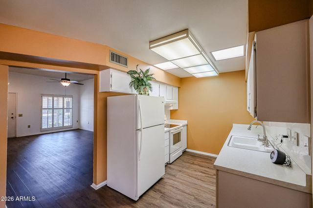 13071 N 100th Drive, Sun City, AZ 85351