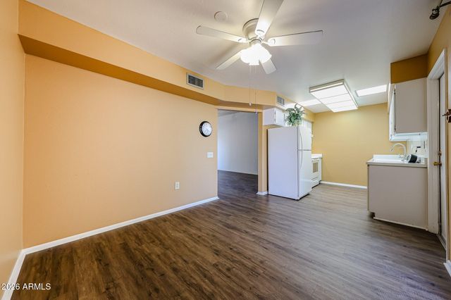 13071 N 100th Drive, Sun City, AZ 85351