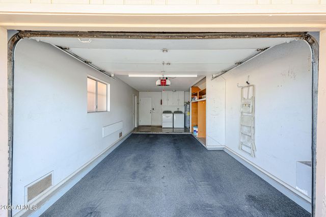 13071 N 100th Drive, Sun City, AZ 85351