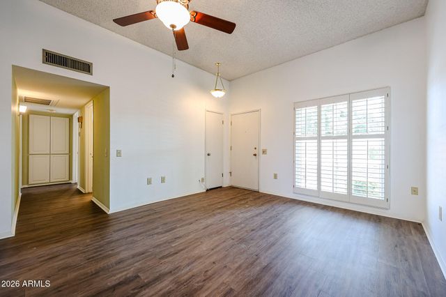 13071 N 100th Drive, Sun City, AZ 85351