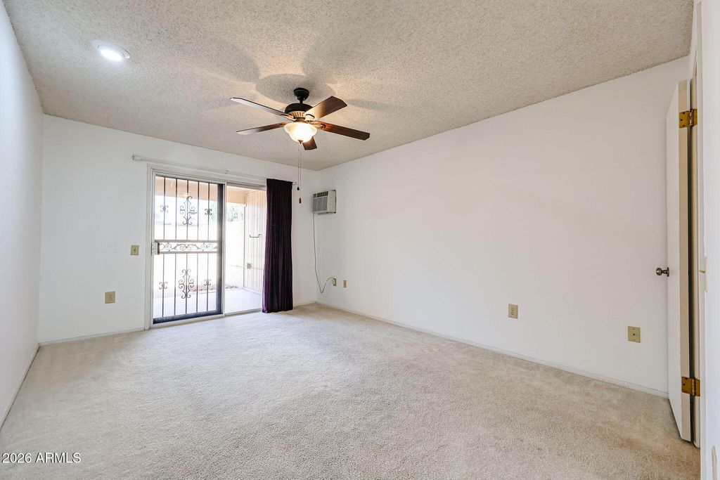 13071 N 100th Drive, Sun City, AZ 85351 — photo 5