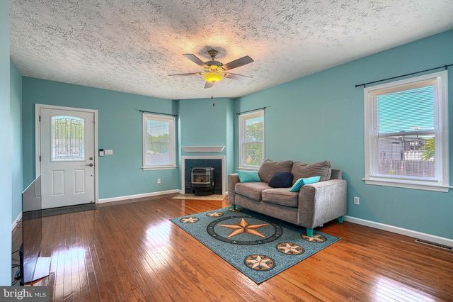 7741 OUTING AVE, Pasadena, MD 21122