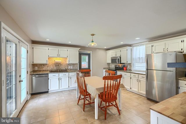 7741 OUTING AVE, Pasadena, MD 21122