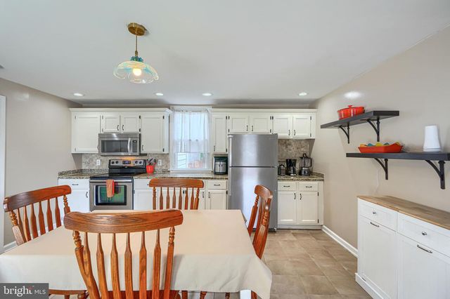 7741 OUTING AVE, Pasadena, MD 21122