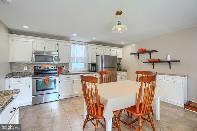 7741 OUTING AVE, Pasadena, MD 21122