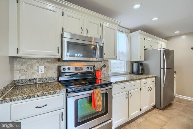 7741 OUTING AVE, Pasadena, MD 21122