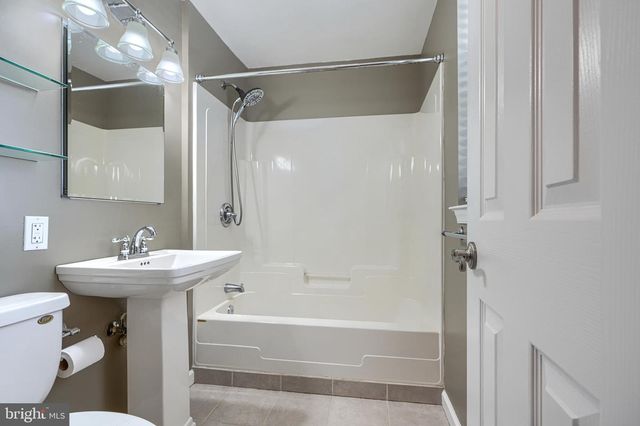 7741 OUTING AVE, Pasadena, MD 21122