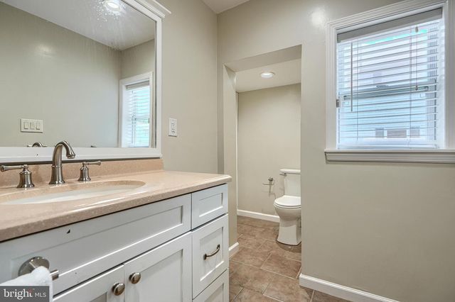 7741 OUTING AVE, Pasadena, MD 21122