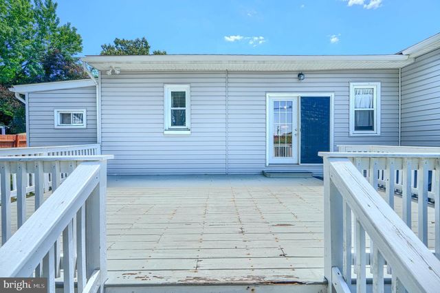 7741 OUTING AVE, Pasadena, MD 21122