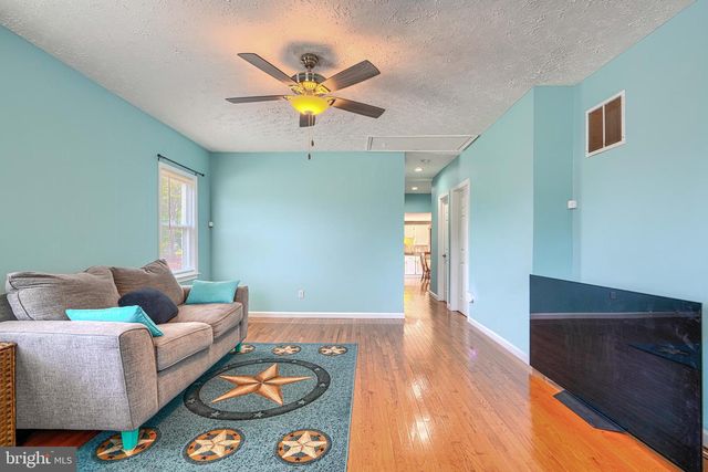 7741 OUTING AVE, Pasadena, MD 21122