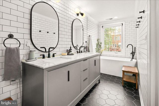 1509 VAN BUREN ST NW, Washington, DC 20012