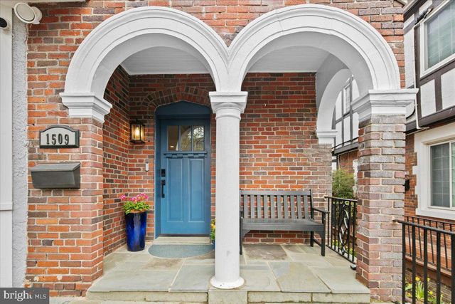 1509 VAN BUREN ST NW, Washington, DC 20012