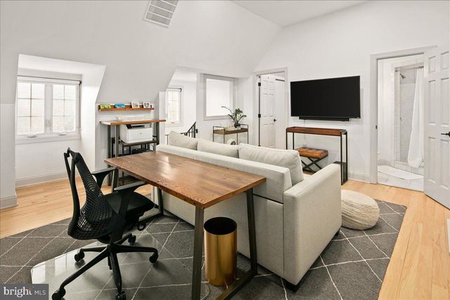 1509 VAN BUREN ST NW, Washington, DC 20012