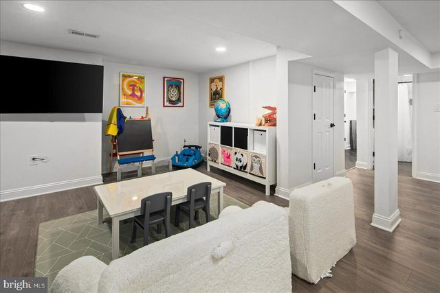 1509 VAN BUREN ST NW, Washington, DC 20012