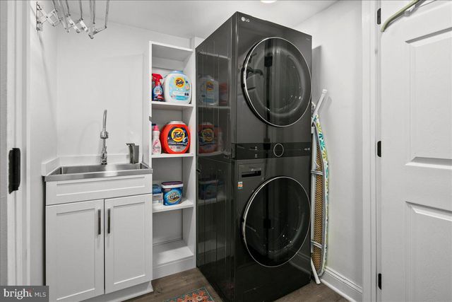 1509 VAN BUREN ST NW, Washington, DC 20012