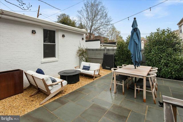 1509 VAN BUREN ST NW, Washington, DC 20012