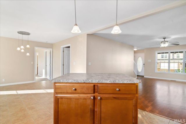 13621 Prairie Drive, Evansville, IN 47725