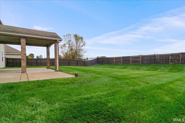 13621 Prairie Drive, Evansville, IN 47725