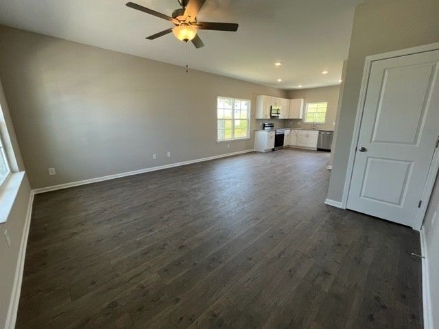 218 Tara Ct, Columbia, TN 38401